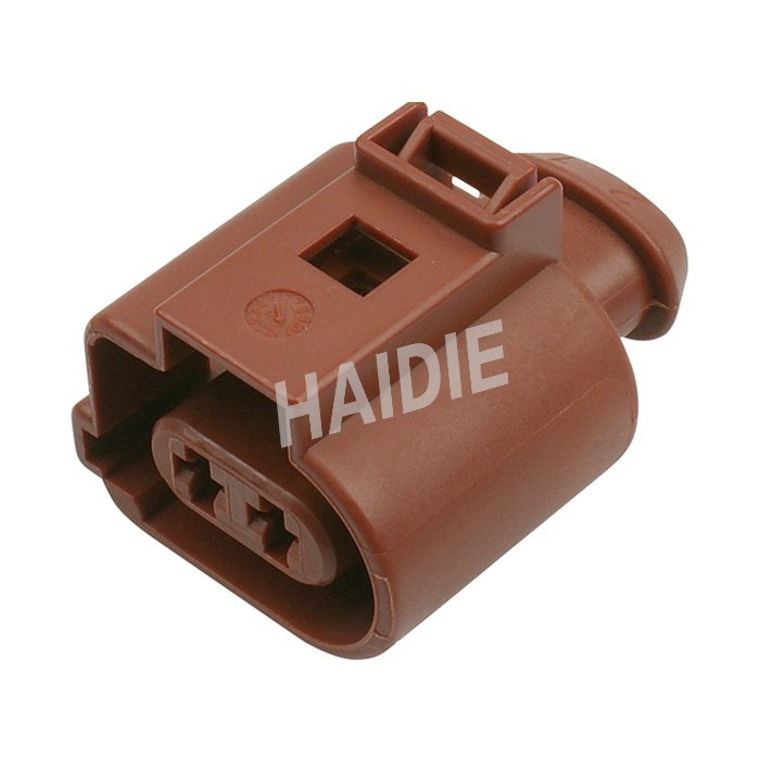 Haidie 2 Pin 1J0 973 722 a 1717692-2 Female Sealed Automotive Caliper Electronic Handbrake Rear Brake Pump Motor Plug Connector
